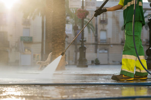 Best Deck Pressure Washing  in Hamilton, AL